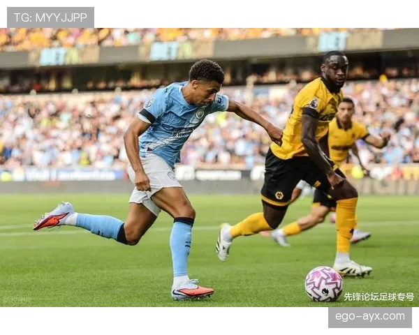 罗德里闪耀赛场，曼城中场节拍器持续掌控比赛节奏
