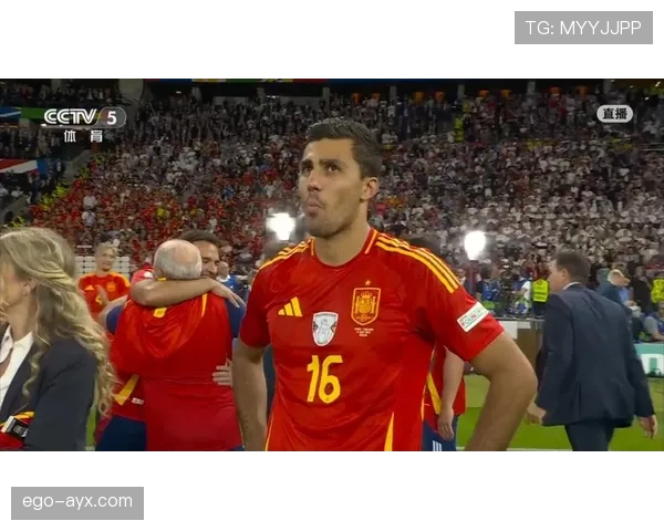 罗德里:远射与后插上进球成为后腰进攻武器的关键补充 罗德里:远射与后插上进球成为后腰进攻武器的关键补充