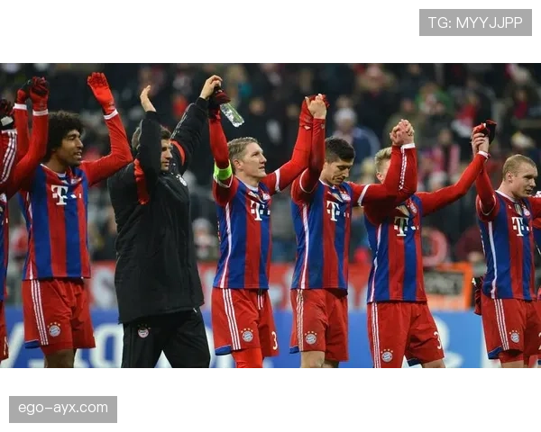 拜仁慕尼黑关键战崩盘，表面强势实则问题藏不住了